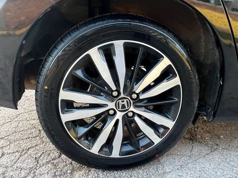 Used 2018 Honda Fit EX image 28