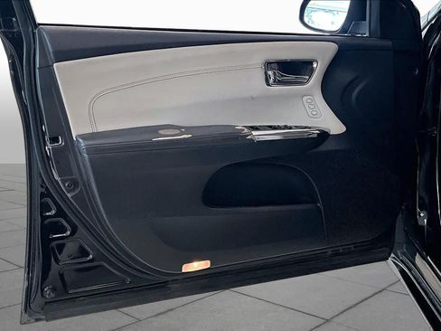 Used 2016 Toyota Avalon Touring FWD image 20