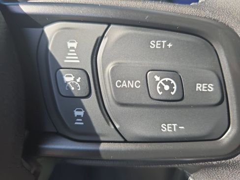 New 2026 Jeep Gladiator Mojave AWD/4WD image 18