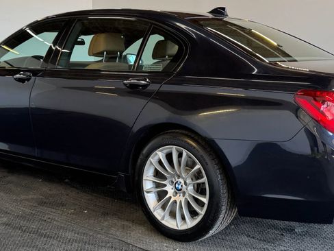 Used 2015 BMW 740Li image 6