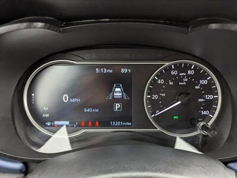 Used 2025 Nissan Versa SV image 26