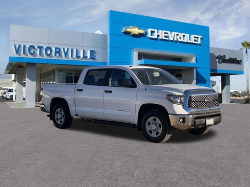 Used 2019 Toyota Tundra SR5 w/ SR5 Upgrade Package image 3
