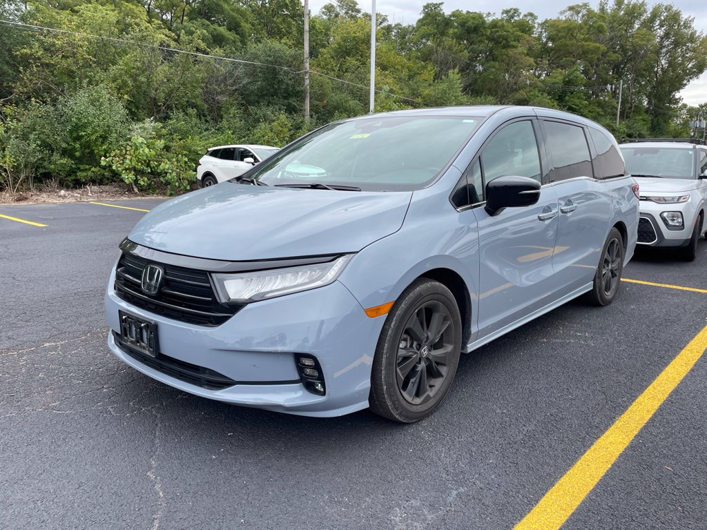 Used 2024 Honda Odyssey Sport image 2