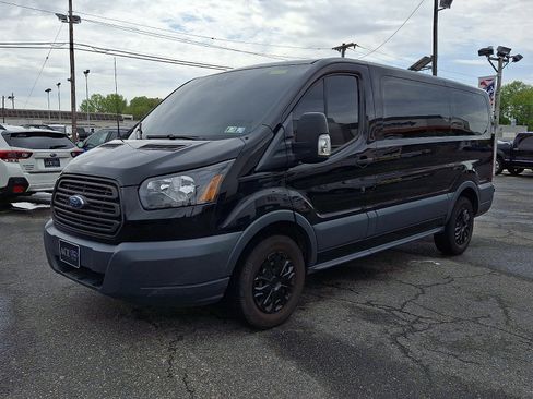 Used 2018 Ford Transit 150 XL RWD image 3