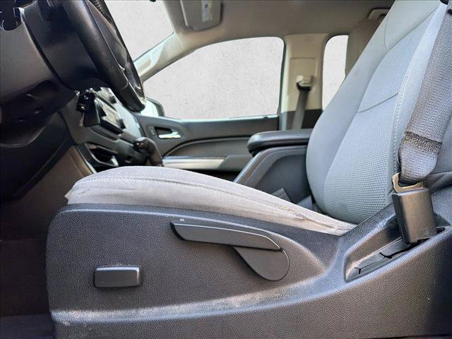 Used 2018 Chevrolet Colorado LT AWD/4WD image 11