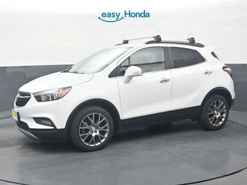Used 2018 Buick Encore Sport Touring FWD image 4