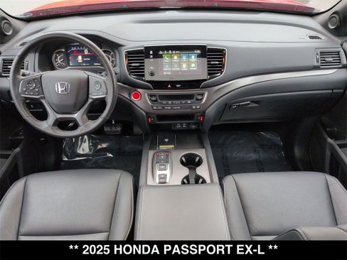 Used 2025 Honda Passport EX-L image 25