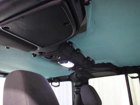 Used 2016 Jeep Wrangler Unlimited Sport w/ Quick Order Package 24S image 19