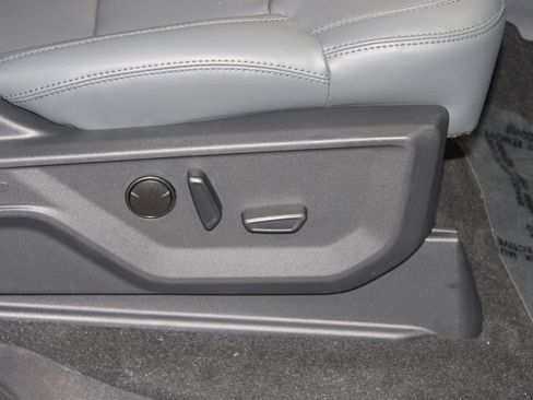 New 2026 Ford Expedition Active RWD image 29