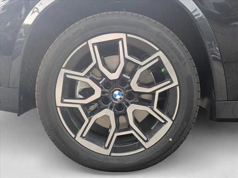 Used 2025 BMW X1 xDrive28i w/ Technology Package image 10