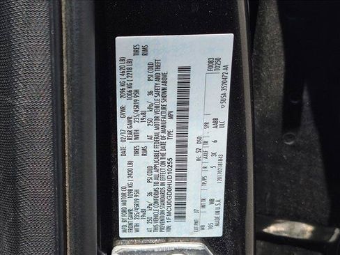 Used 2017 Ford Escape SE w/ Equipment Group 201A FWD image 25