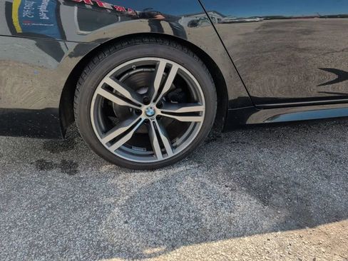 Used 2019 BMW 740i w/ M Sport Package RWD image 11