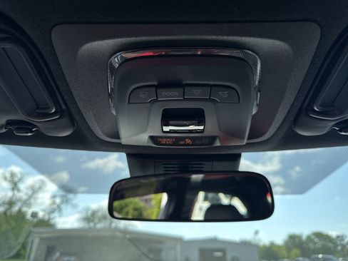 New 2025 Toyota Corolla SE image 21