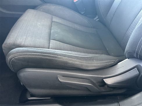 Used 2020 Subaru Outback 2.5i image 12