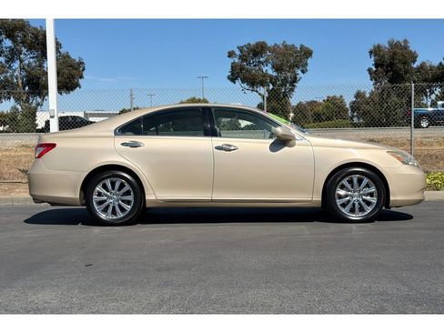 Used 2007 Lexus ES 350 w/ Premium Pkg FWD image 3