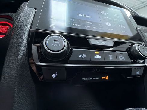 Used 2018 Honda Civic EX image 22