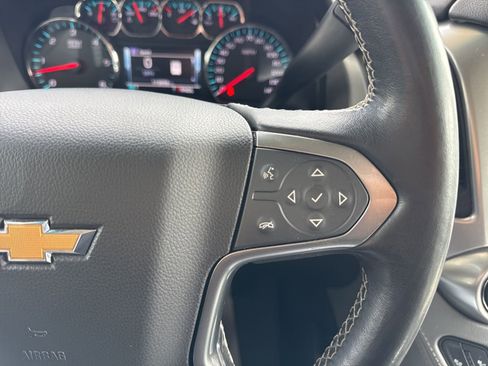 Used 2019 Chevrolet Suburban LT AWD/4WD image 29
