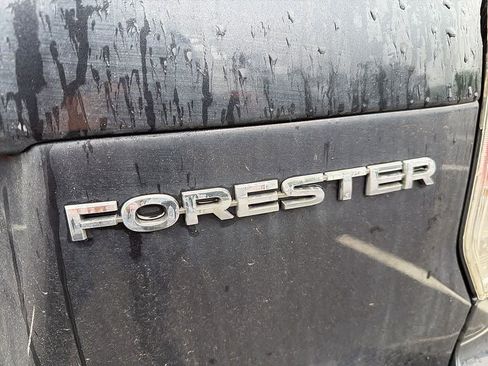 Used 2018 Subaru Forester 2.5i Touring AWD/4WD image 9