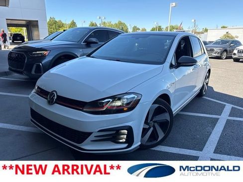 Used 2018 Volkswagen GTI SE FWD image 1