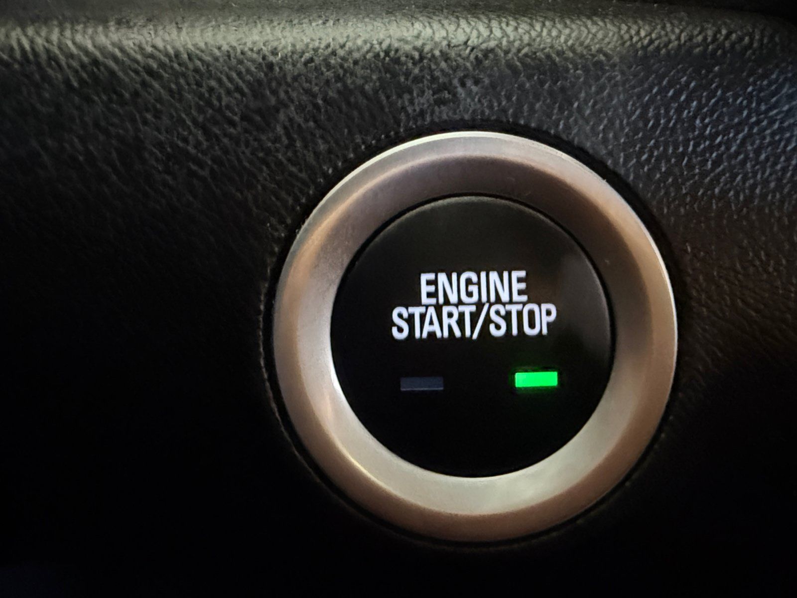 Used 2024 GMC Terrain SLE w/ Elevation Edition FWD image 31