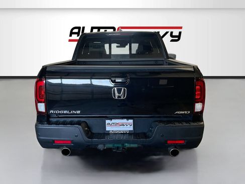 Used 2021 Honda Ridgeline Black Edition image 6