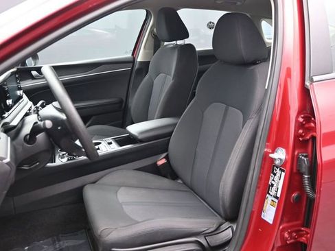 Used 2023 Kia K5 LXS FWD image 6