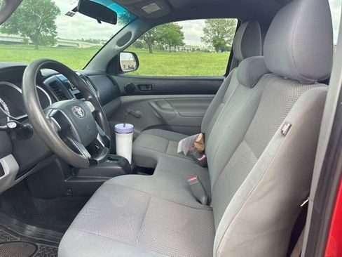 Used 2013 Toyota Tacoma 2WD Regular Cab image 9