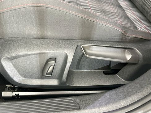 Certified 2024 Volkswagen GTI S image 17