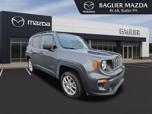 Used 2022 Jeep Renegade Latitude w/ Convenience Group image 1