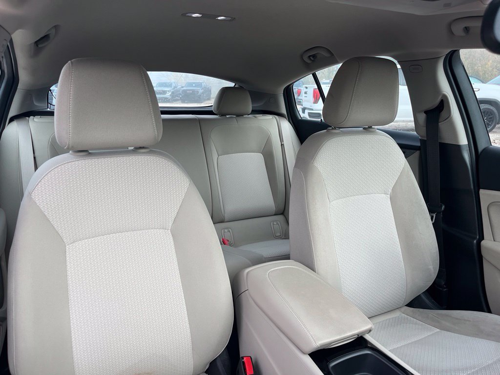 Used 2018 Buick Regal Preferred FWD image 35