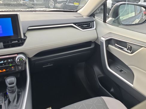 New 2025 Toyota RAV4 XLE image 23