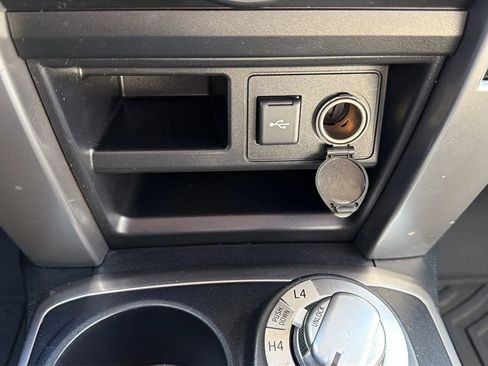 Used 2022 Toyota 4Runner SR5 AWD/4WD image 19