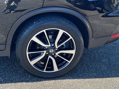Used 2020 Nissan Rogue SL image 9