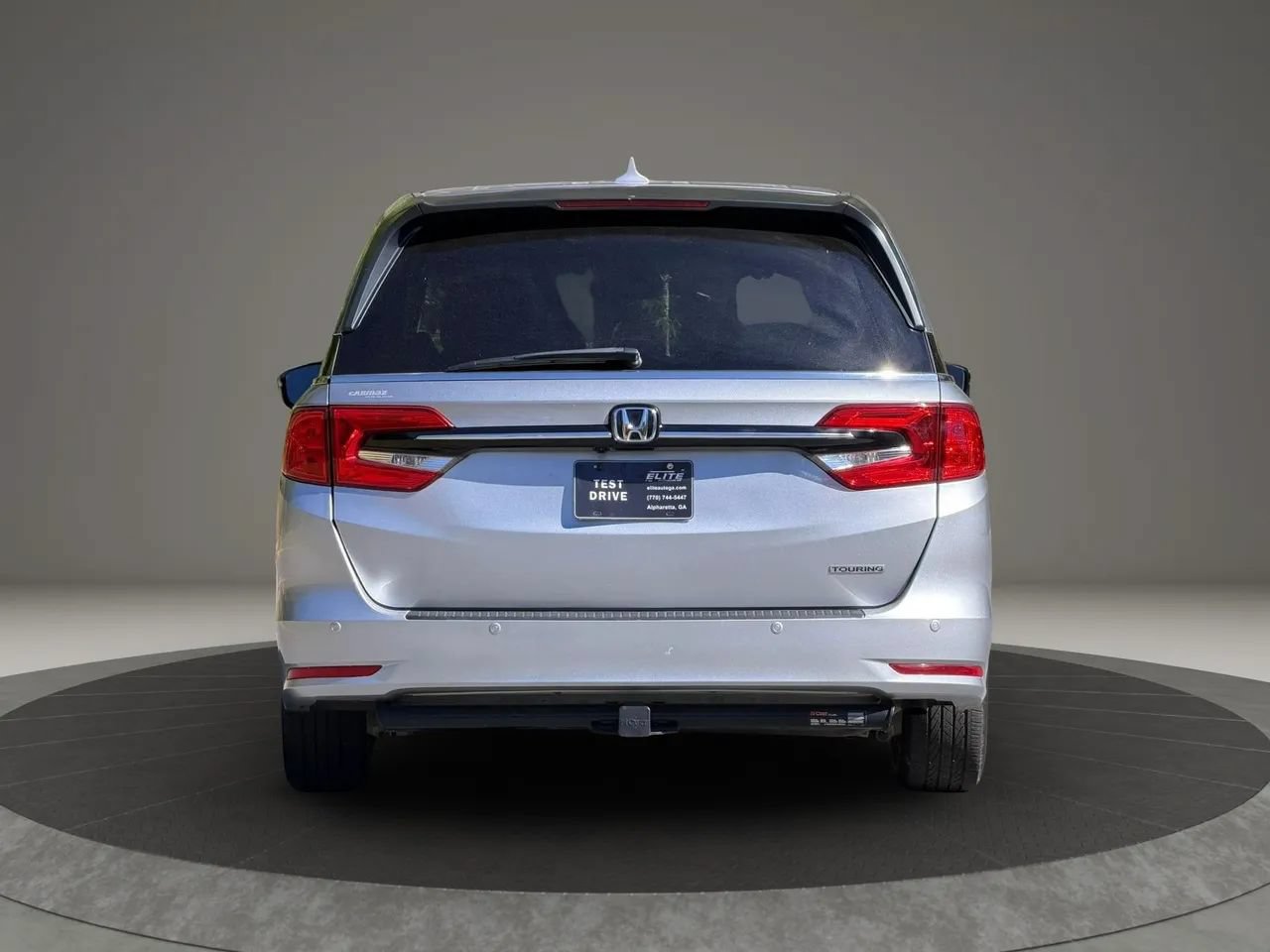 Used 2023 Honda Odyssey Touring image 5