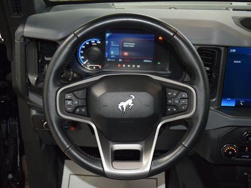 Used 2024 Ford Bronco Big Bend image 28