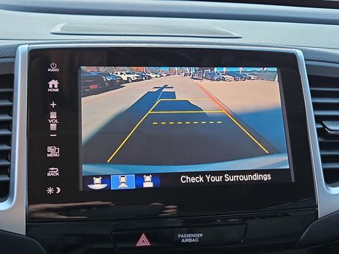 Certified 2018 Honda Pilot Touring image 25