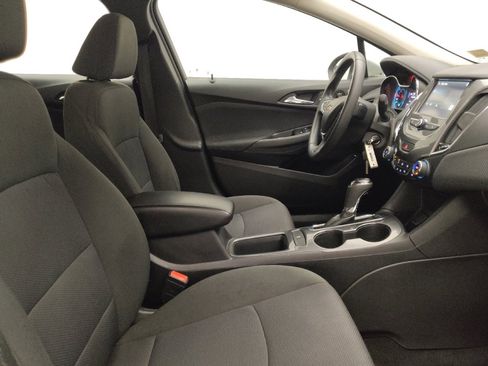 Used 2018 Chevrolet Cruze LT w/ LT Fleet Convenience Package FWD image 21