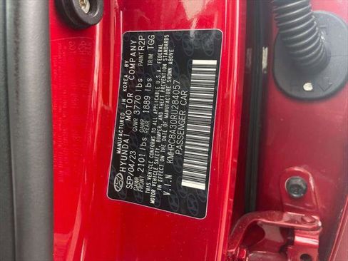 Certified 2024 Hyundai Venue SEL FWD image 15