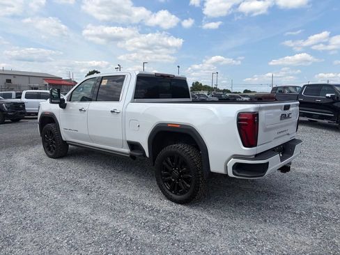 Used 2025 GMC Sierra 2500 Denali Ultimate AWD/4WD image 8