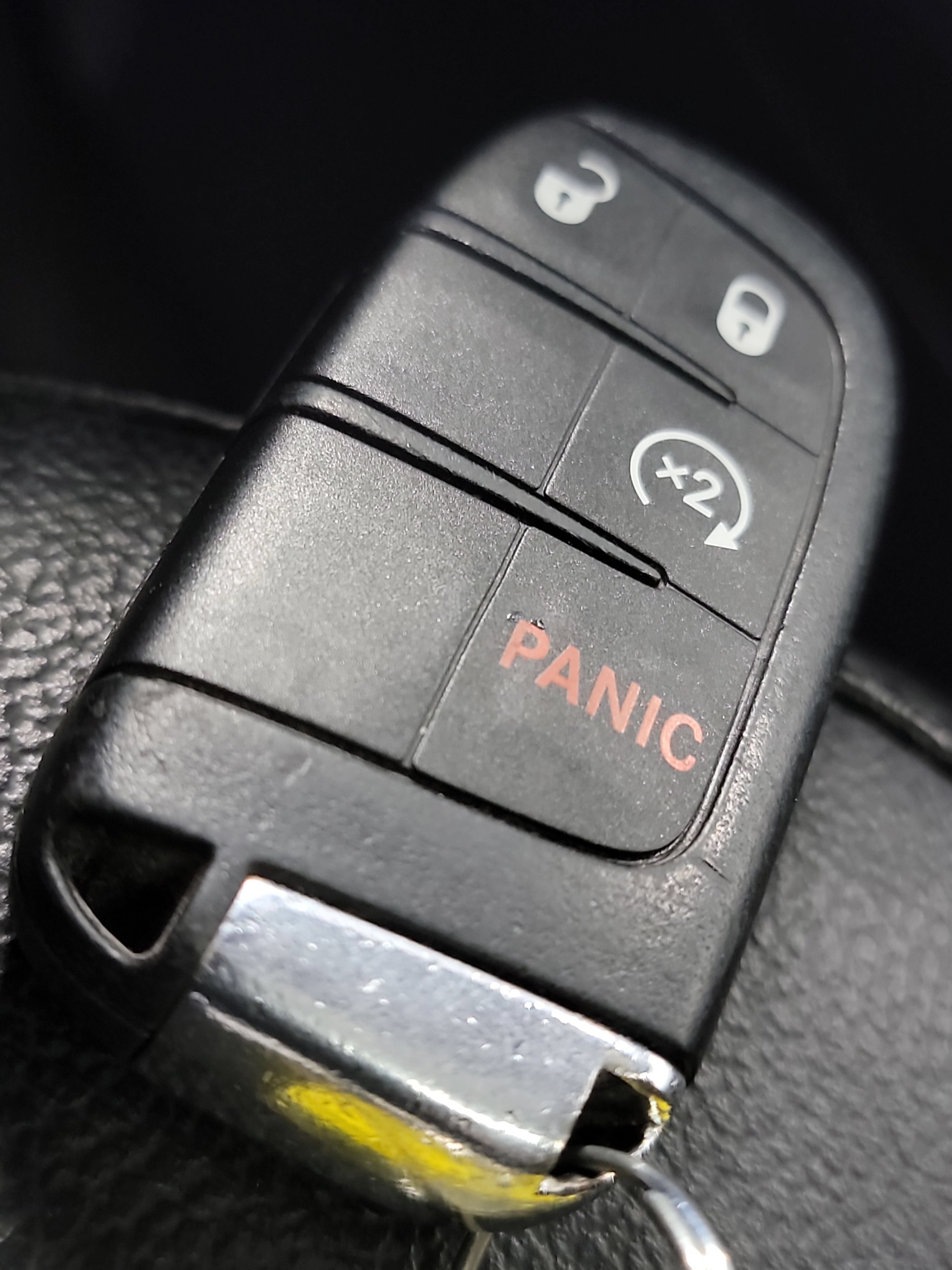 Used 2018 Jeep Compass Trailhawk w/ Leather Interior Group AWD/4WD image 32
