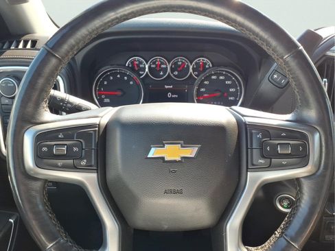 Used 2022 Chevrolet Silverado 2500 LT w/ Convenience Package AWD/4WD image 18