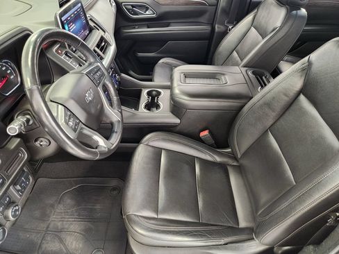 Used 2021 Chevrolet Tahoe Z71 w/ Z71 Signature Package AWD/4WD image 13