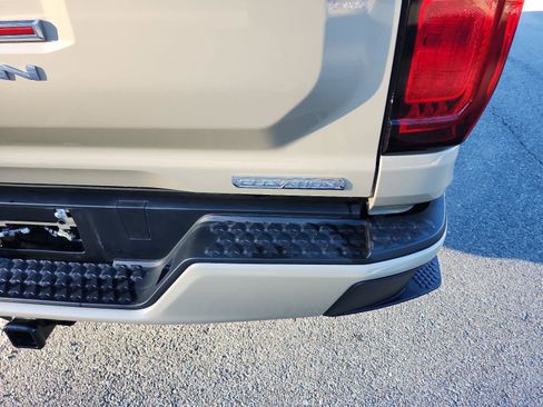 Certified 2024 GMC Canyon Elevation w/ Convenience Package image 5