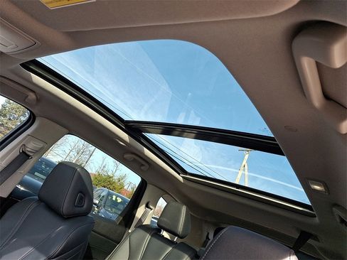 Certified 2023 Acura MDX SH-AWD image 15