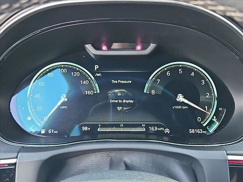 Used 2022 Genesis GV70 3.5T Sport w/ Sport Prestige Package AWD/4WD image 11