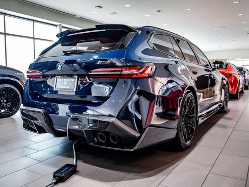 New 2026 BMW M5 Touring AWD/4WD image 3