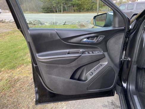 Used 2020 Chevrolet Equinox Premier image 14