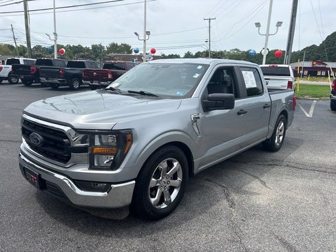 Used 2023 Ford F150 XLT RWD image 8