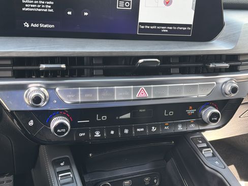 Certified 2024 Kia Telluride SX X-Line AWD/4WD image 24