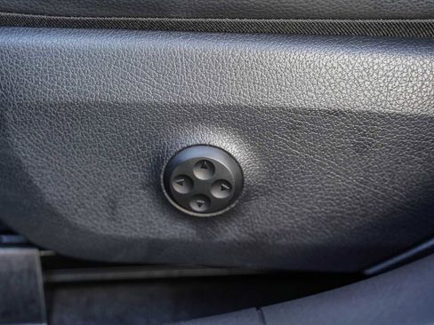 Used 2023 Mercedes-Benz EQE 350+ 4MATIC Sedan image 18